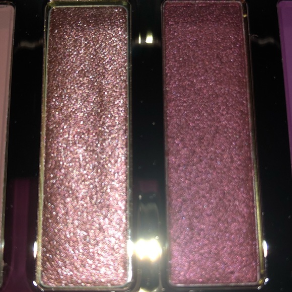 Too Faced Razzle Dazzle Berry Eyeshadow Palette - Picture 7 of 11